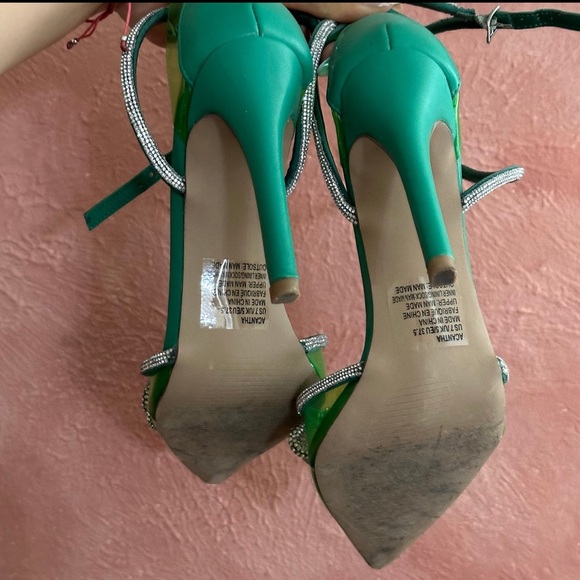 Shoe Dazzle Green Heels with Silver Bow - Picture 3 of 5